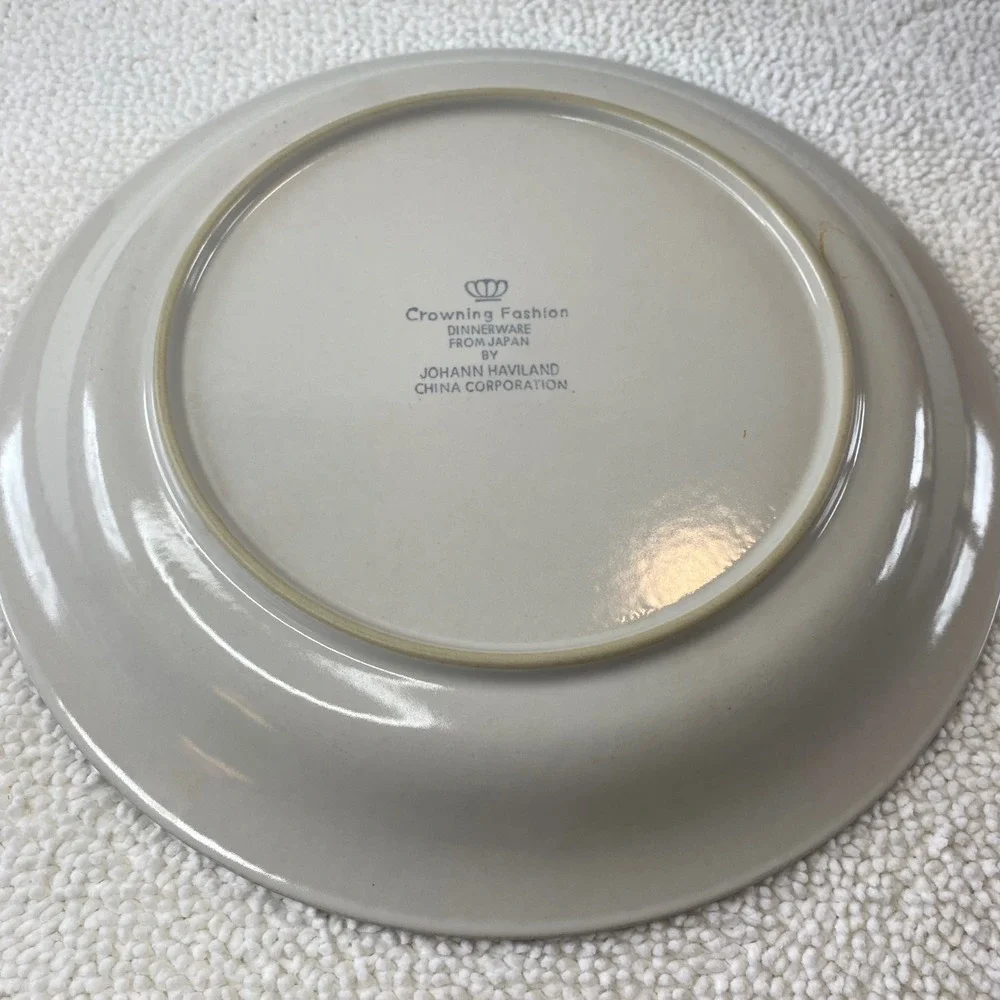 Johann Haviland Crowning Fashion Blue‎ Floral Dinner Plate 10.5